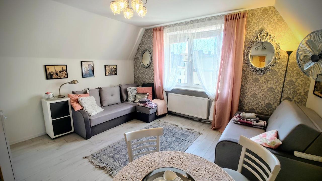 St Nicolas Attic กดัญสก์ ภายนอก รูปภาพ